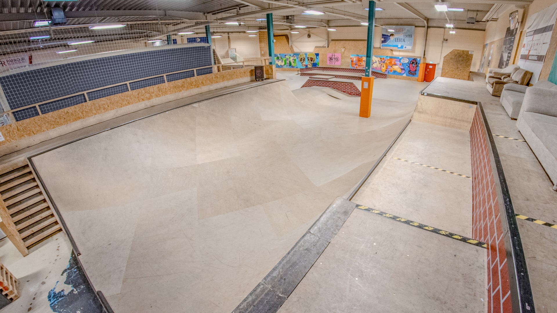 SPOT ▸ BMX- und Skatehalle in Regensburg